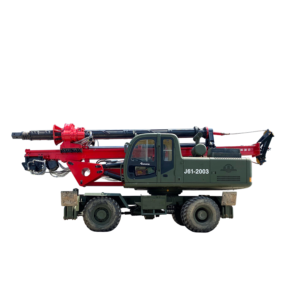 詹陽(yáng)輪式挖掘機(jī)升級(jí)旋挖鉆機(jī)